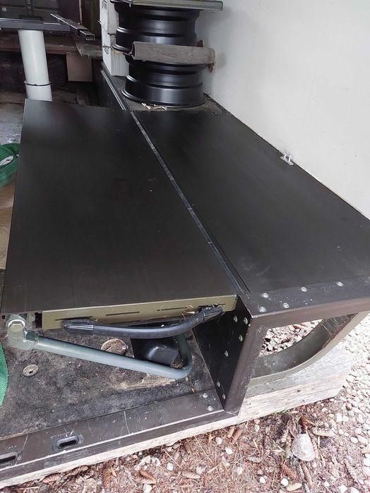 zabudowa wojskowa,kontener kamper,