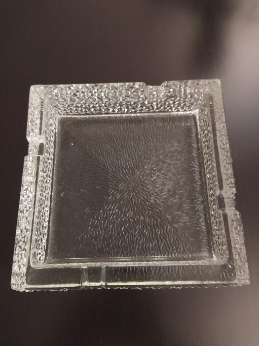 Cinzeiro vidro  martelado