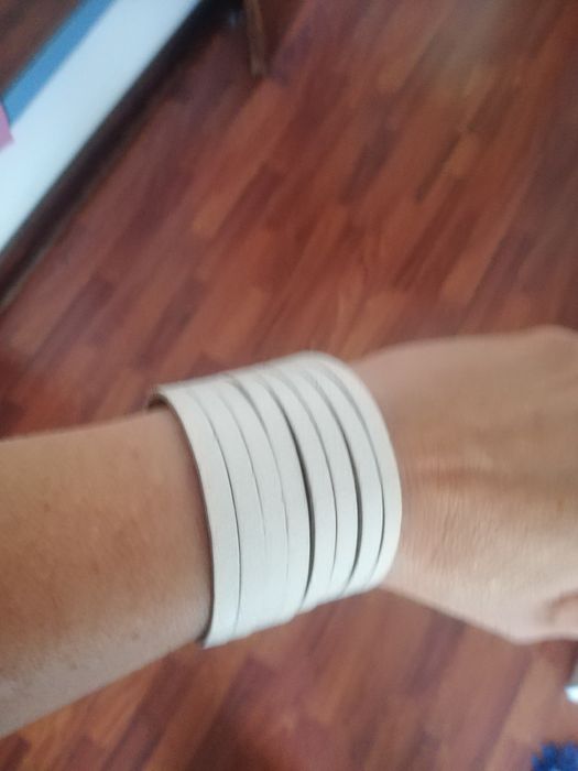 Pulseira pele branca Salsa NOVA