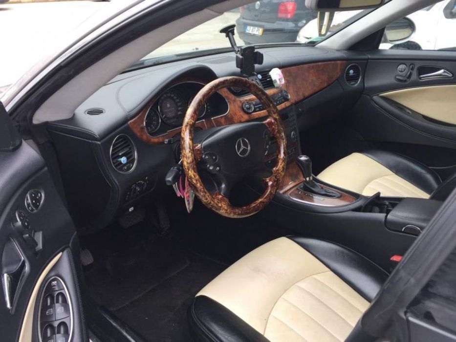 Mercedes CLS 320 CDI W 219 de 2006 para peças
