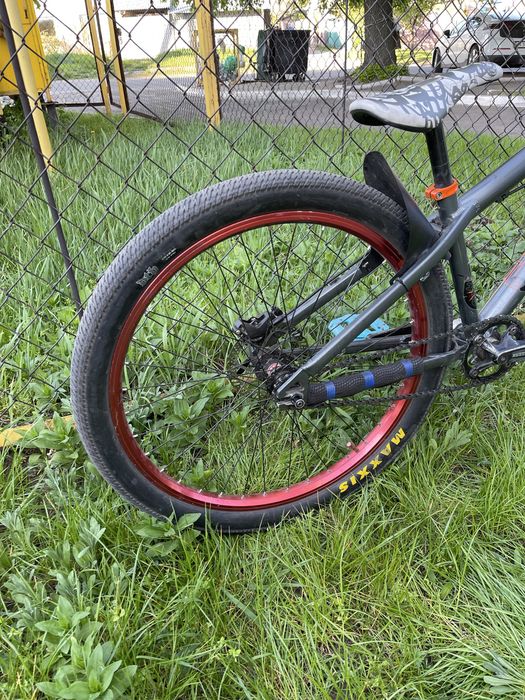 ПродамСРОЧНО !!! Є торг! свій dirt mongoose fireball 2016