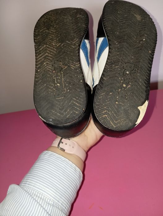 Reebok   roz . 34