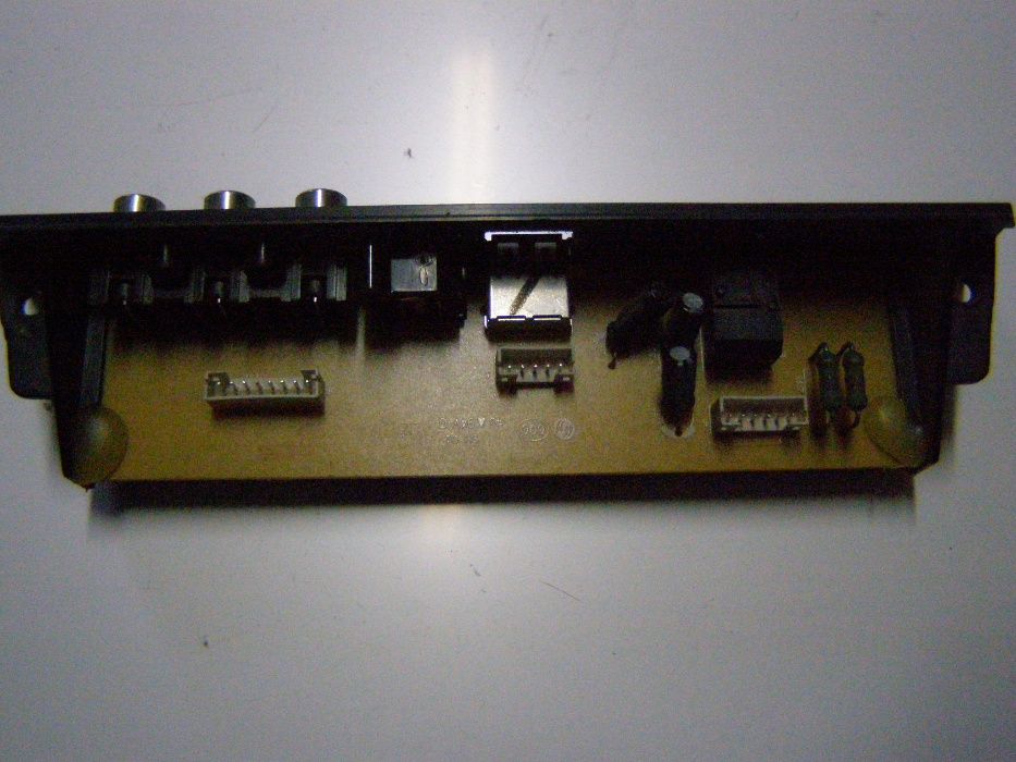 Thomson 32E90NH22---по блочно