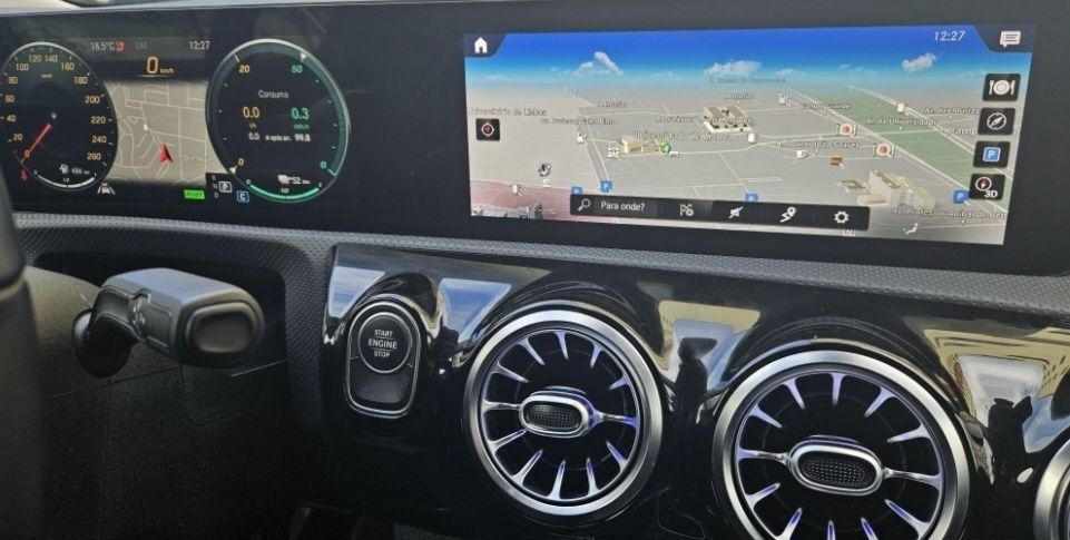 Mercedes  CLA  250e full extras, revisões  na  marca..