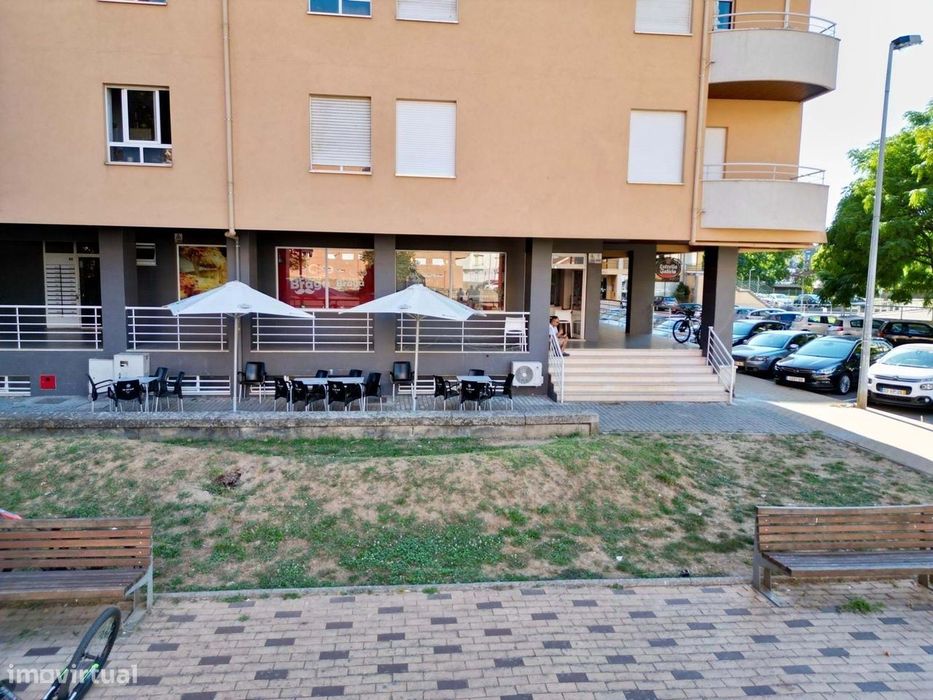 Loja  Trespasse em Nogueira, Fraião e Lamaçães,Braga