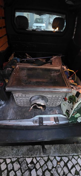 Lareira usada em bom estado...