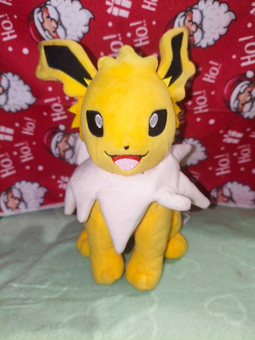 М'яка іграшка Pokemon Jolteon Jazwares 21 см жовтий плюшевий