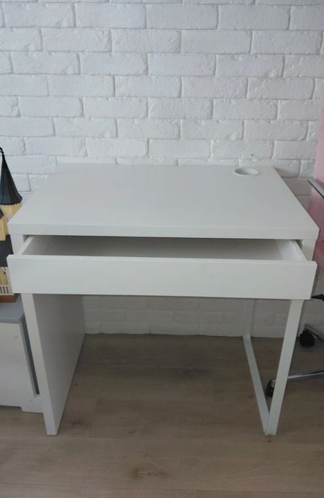 Biurko Micke Ikea 73cmx50cm