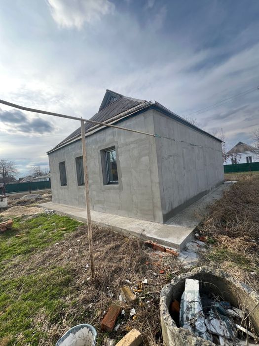 Продам будинок .