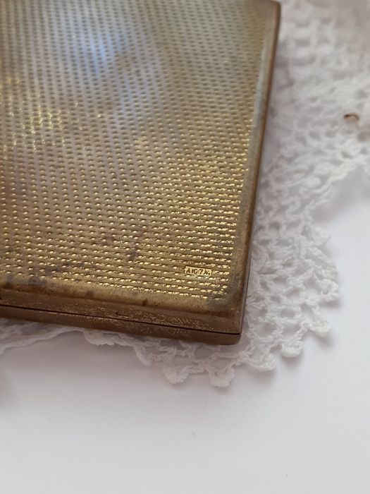 Барыня пудреница 1967 СССР Ленинградский ювелирный эмали латунь