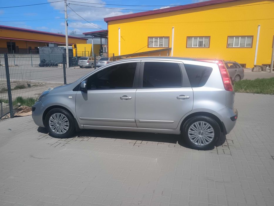 Продам Ніссан 1.4