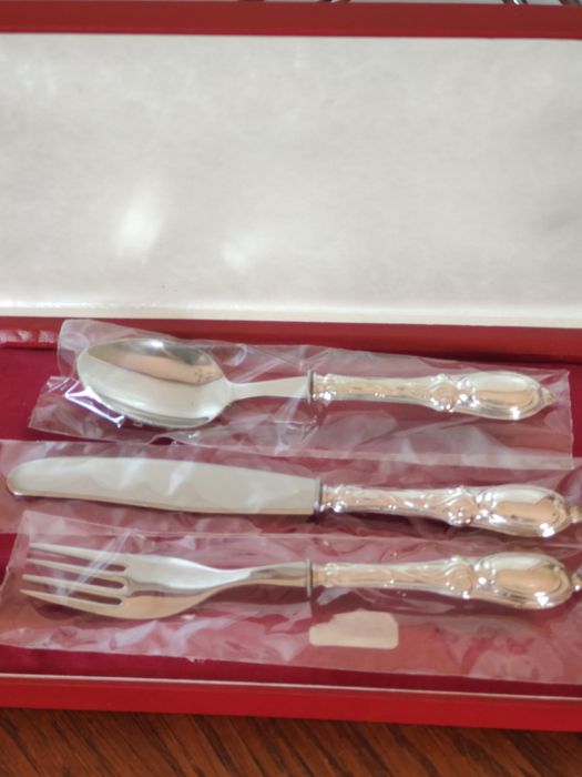 Talher com cabo em prata para bebé