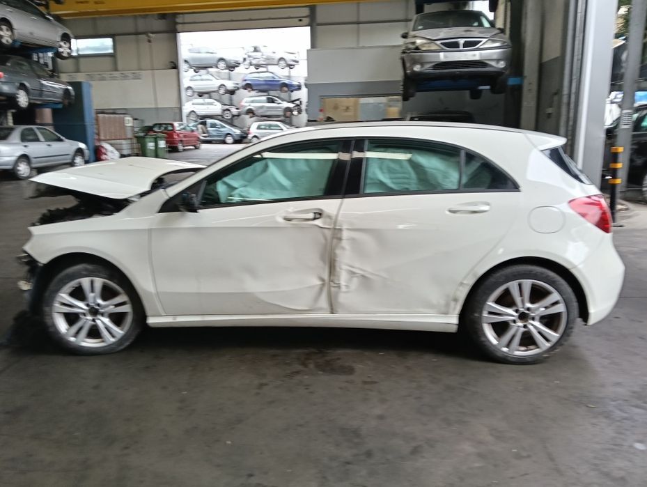 Mercedes A 180 W176 Portas DRTS Anos 2012/2013/2014/2015/2016/17/18/19