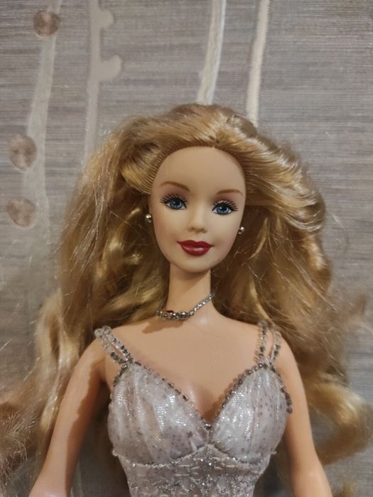 коллекционная кукла Барби Barbie holiday 2001 год