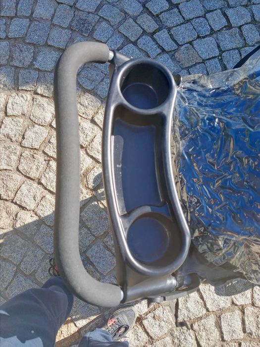 Conjunto carro + ovo de bebé