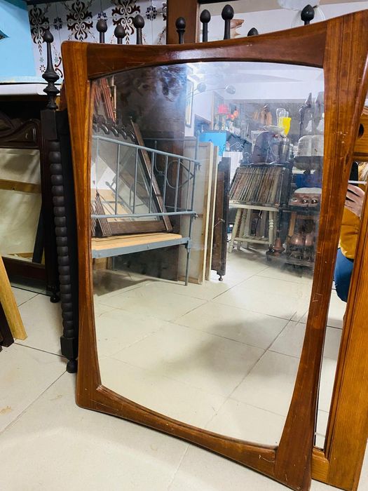 Grande variedade de espelhos