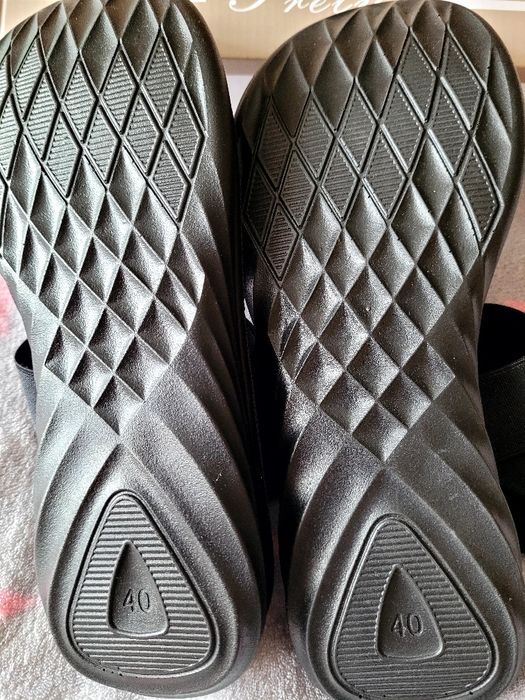 Nowe sandały damskie 40