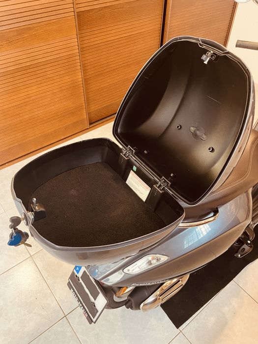 Vespa primavera touring 125