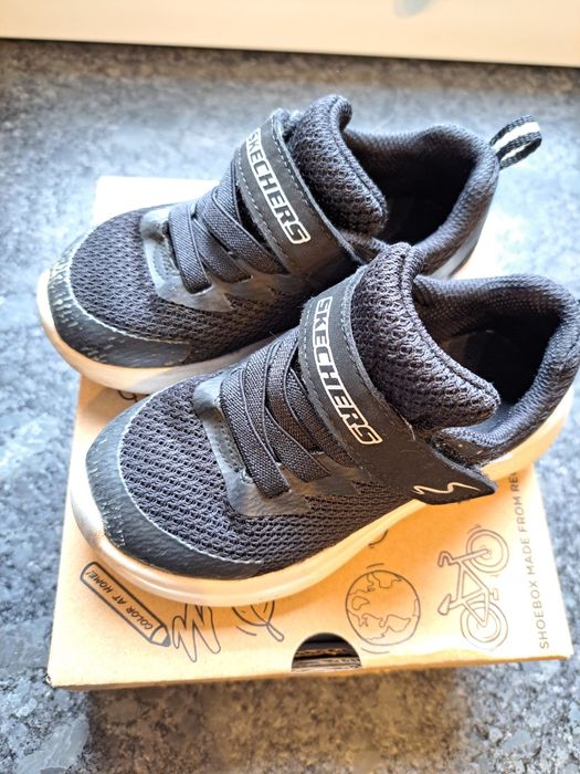 Buty sportowe Adidasy Skechers 25 czarne