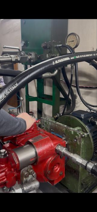 Ремонт ГСТ (Гідростатика) John Deere/Case