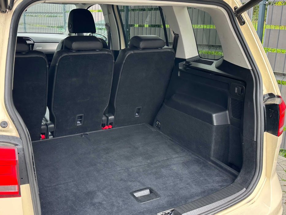 Volkswagen Touran      2017