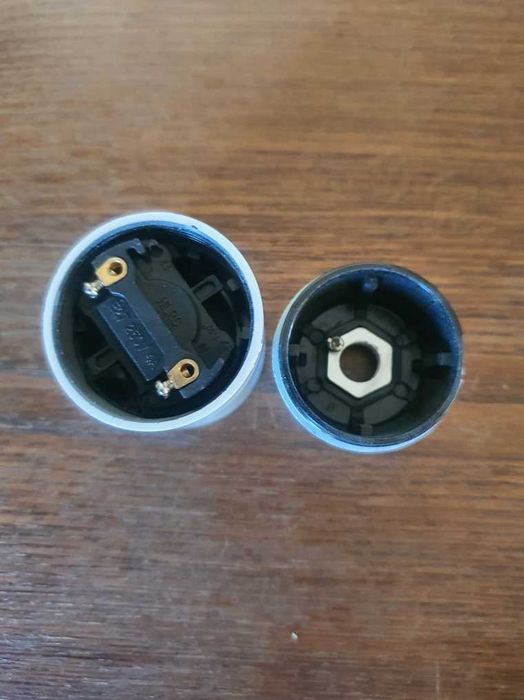 casquilho novo, em branco