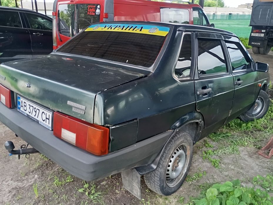 Продам 99 ,2002рік газ бензин в робочому стані