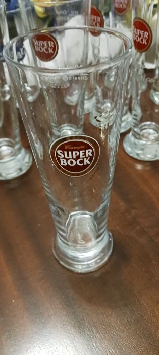 Loiças. Conjuntos de chávena de café chávena de meia de leite .copos