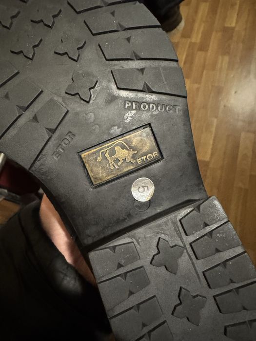 Мужская обувь ботинки etor 45 размер новые