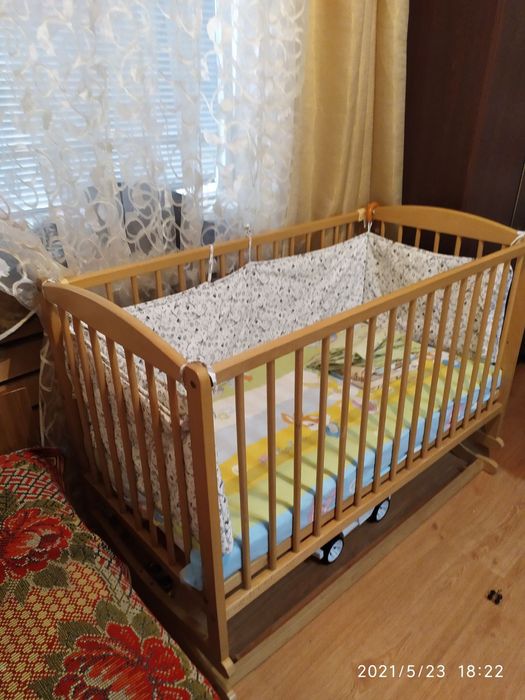 Продам дитячу колиску