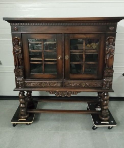 komoda rzeźbiona antyk