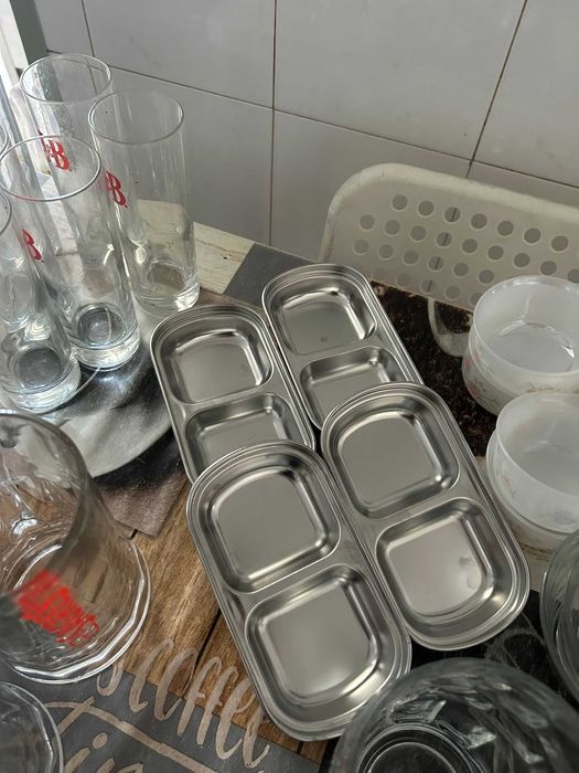 Loiça e variados64730297217281123