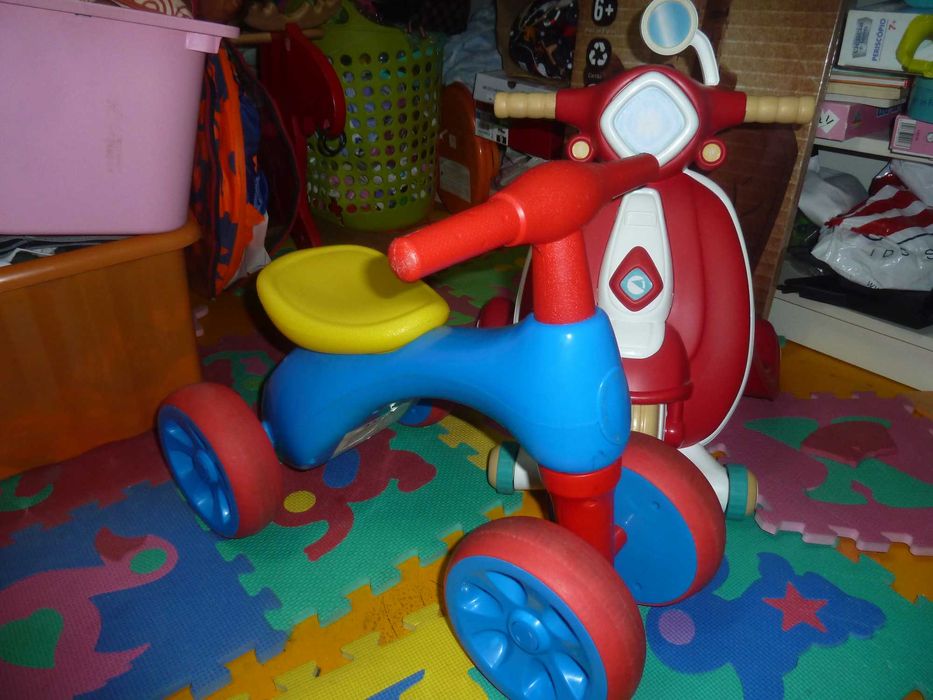 O meu primeiro triciclo / sem pedais