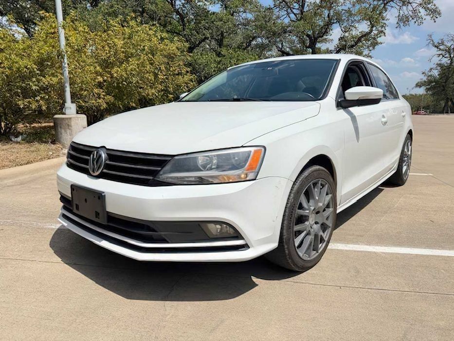 Volkswagen Jetta      2015