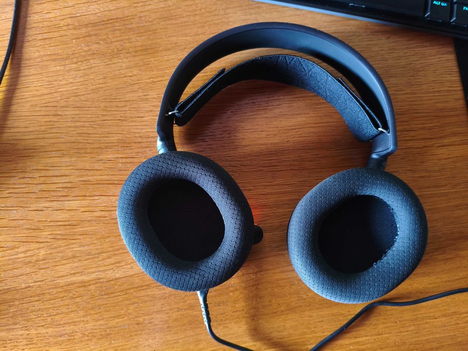 SteelSeries Arctis 5 – Headset Gaming RGB com Som 7.1