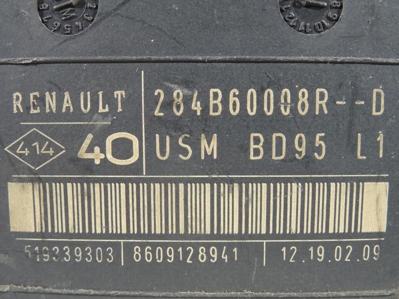 Caixa fusíveis / SAM / BSI RENAULT Megane III Société (BZ0_)