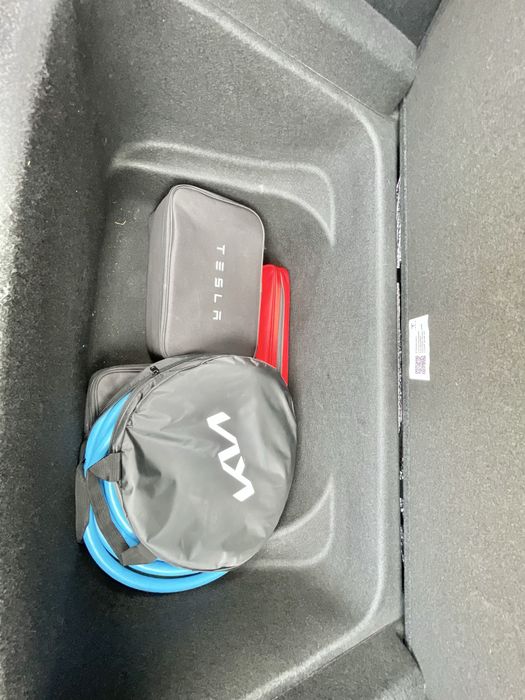 Tesla Model Y 2023 Standard Range 80.000km
