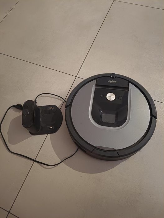 i robot Roomba 960