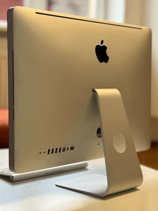IMac 2010i3 21,5.256