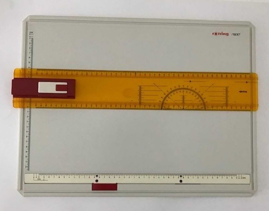 Prancheta de Desenho ROTRING A3 - com réguas e escantilhões