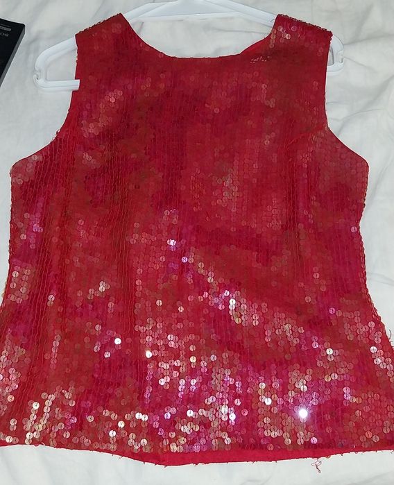 Camisa sem mangas em lantejoulas  vermelha