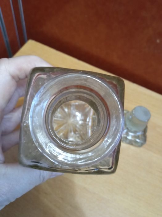 Скляна пляшка-графин 0,5 л