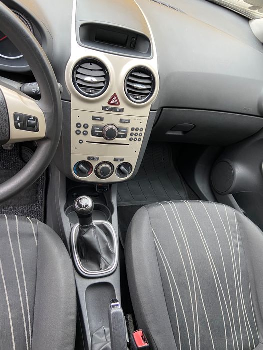 Opel corsa 2008 1.2