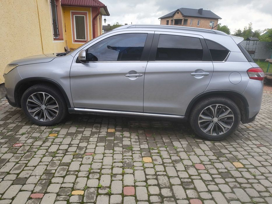 Пежо 3008 4008 Peugeot можливий також обмін