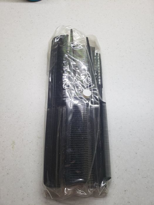 Комплект расчёсок для парикмахеров
