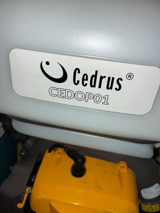 Opryskiwacz spalinowy CEDRUS 12 l