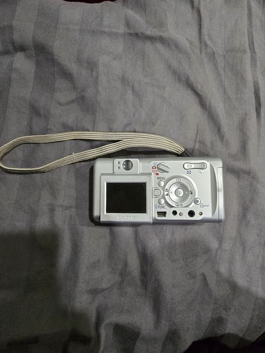 Фотоапарат Canon PowerShot A400