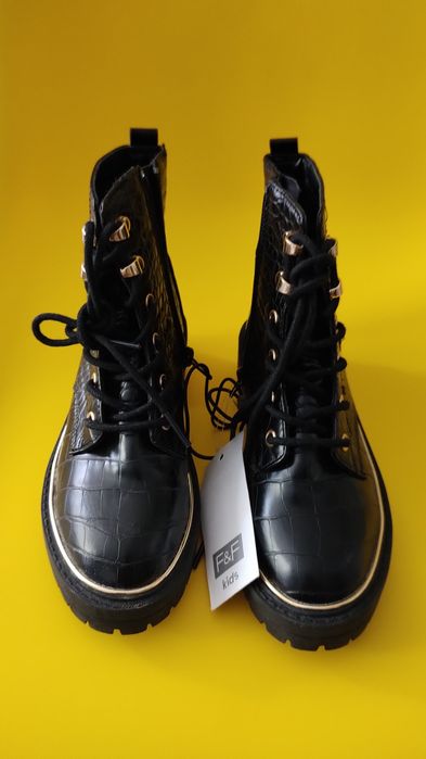 Buty dziewczęce, nowe z metką