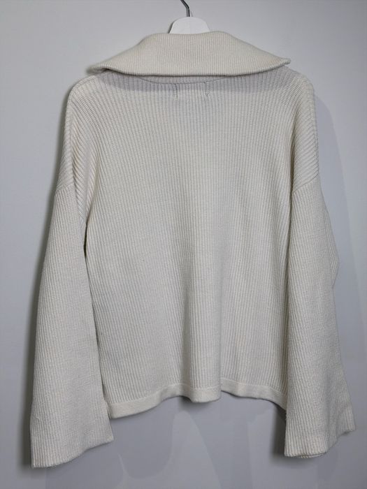 Bialy sweter damski S Pieces