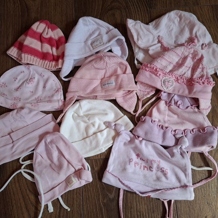 12 szt czapeczki ok 62-68